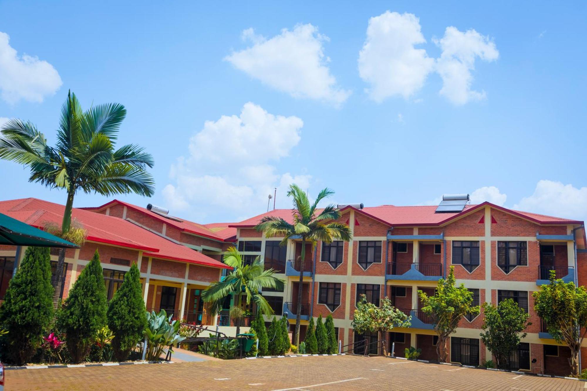 Centre Saint Vincent Pallotti Кигали Экстерьер фото